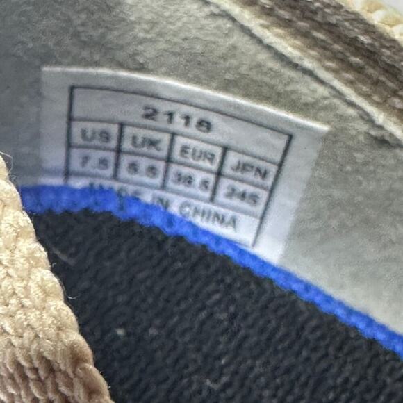 Rothy Style Size 7.5 Beige Tan Camo Print Round Toe Slip On Flats Casual Office - Picture 4 of 8